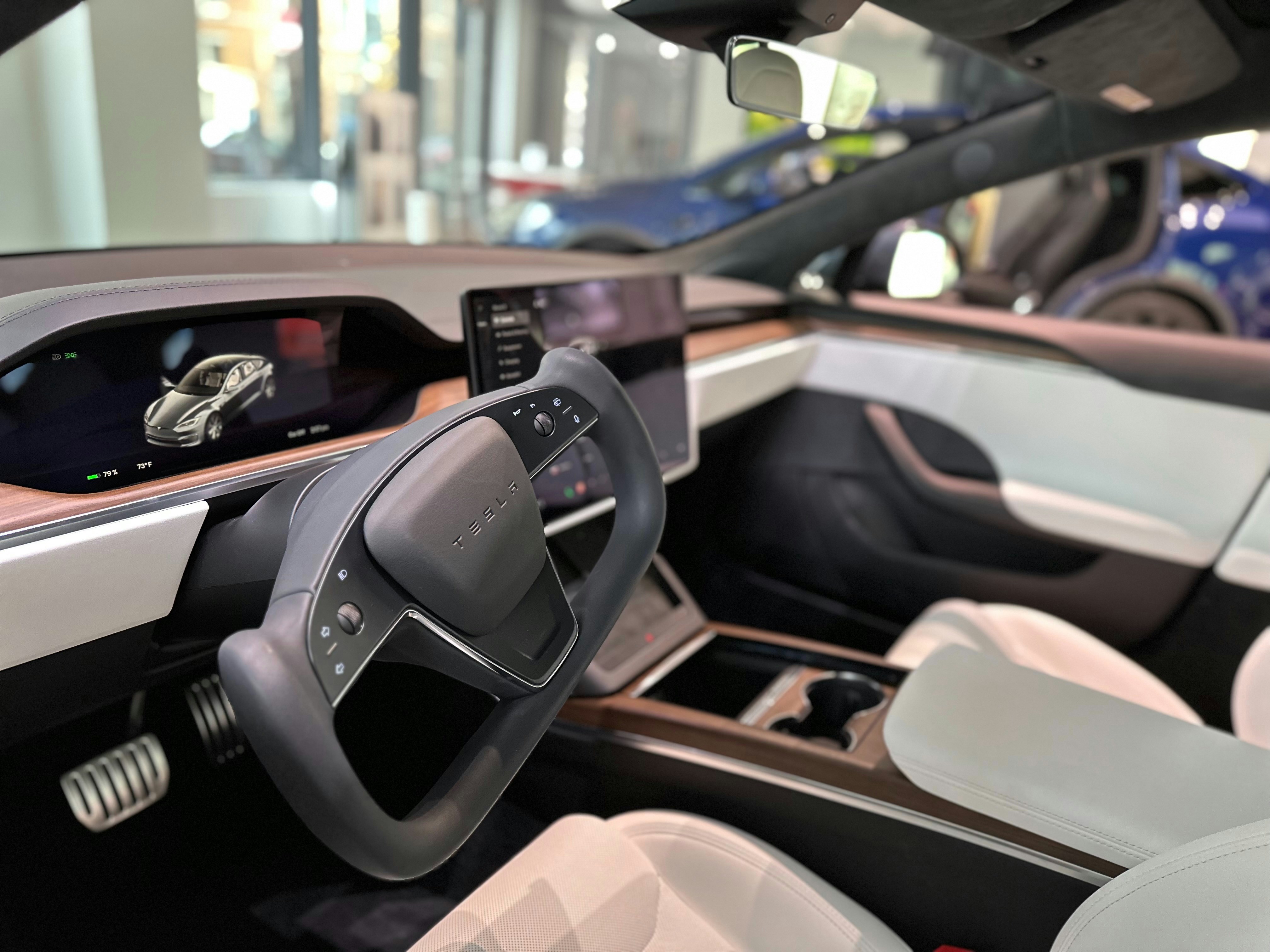 suv-p